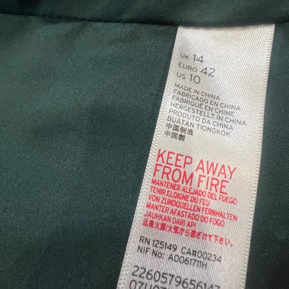 TopShop Faux Fur Dark Emerald Green Gilete Vest Sz 10-Perfect for the holidays! - Picture 5 of 10